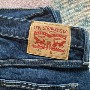 Levi’s Men’s Denim 541 Dark Wash W 31 X L 32